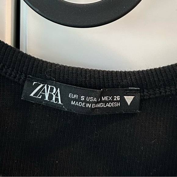 Zara Cropped Racerback - Picture 3 of 3
